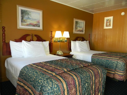 Fairfax Motel image 5